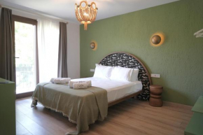 Pietra Social House